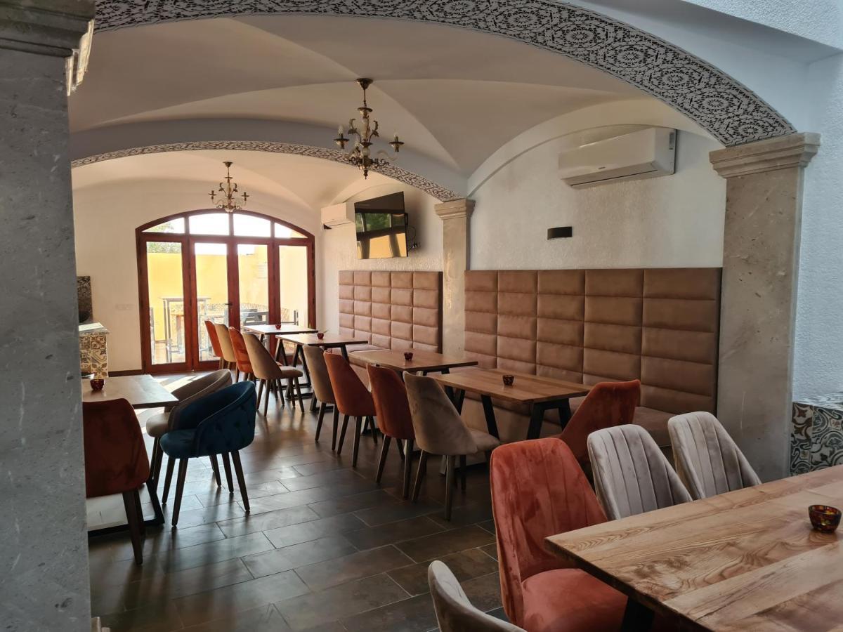 Mahdia - Baghdadi - Laourient Apartments, Restaurant, Cafe Ngoại thất bức ảnh