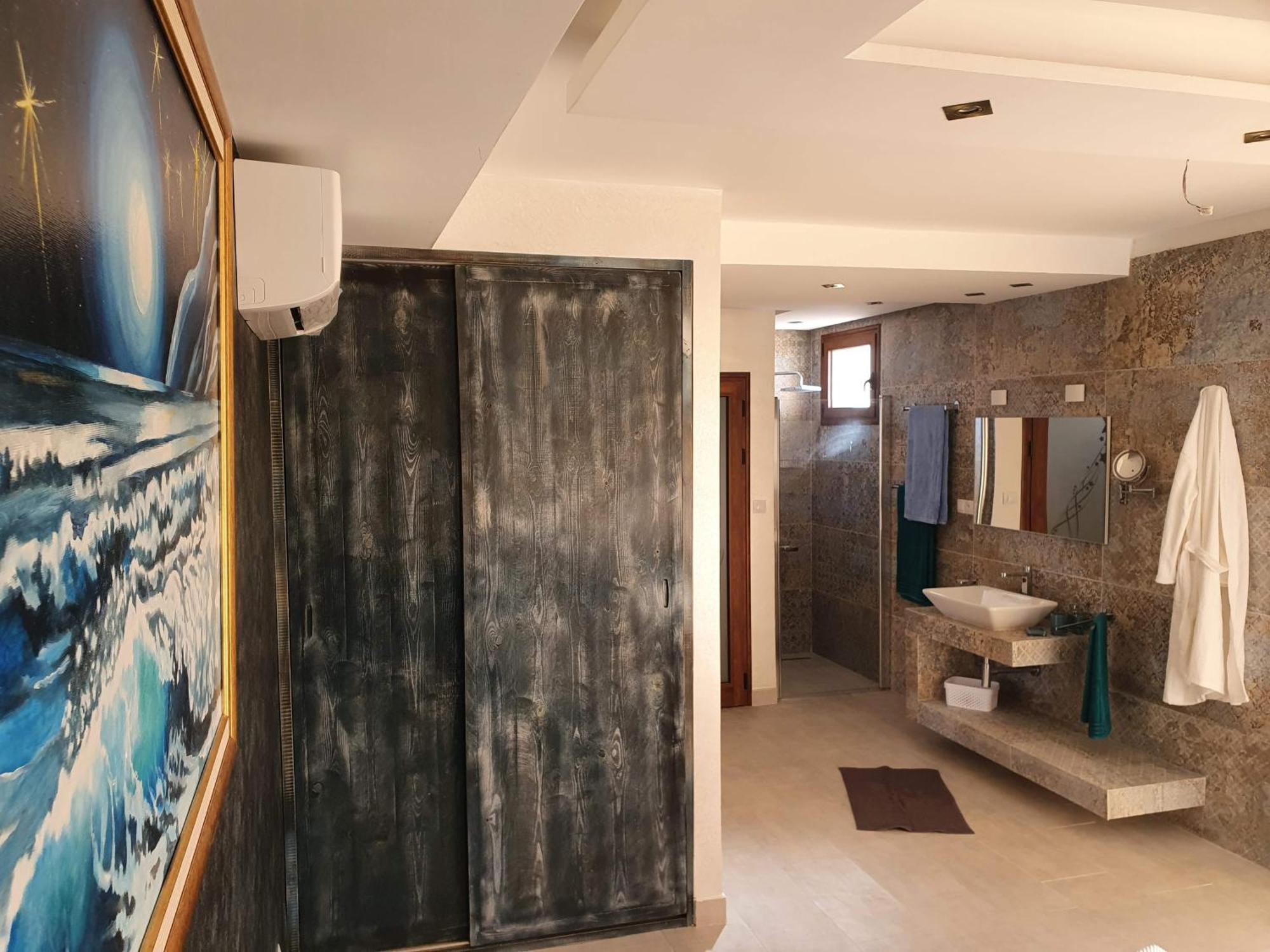 Mahdia - Baghdadi - Laourient Apartments, Restaurant, Cafe Phòng bức ảnh